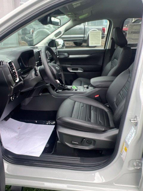 New 2026 Ford Ranger Lariat w/ Black Appearance Package AWD/4WD image 19