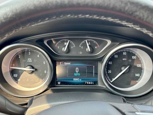 Used 2020 Buick Envision Preferred FWD image 32