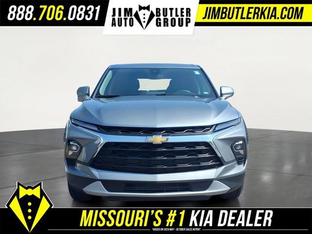Used 2025 Chevrolet Blazer LT FWD image 25