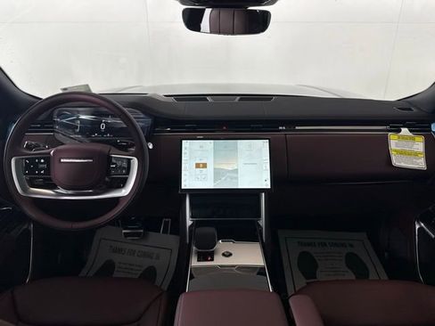 New 2026 Land Rover Range Rover SE image 21