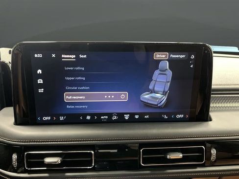 Used 2025 Lincoln Aviator Black Label image 29