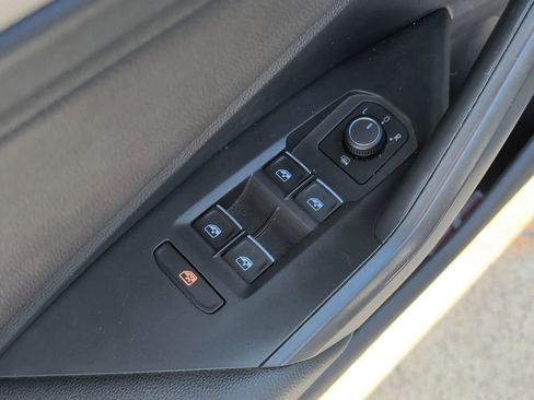 Used 2021 Volkswagen Jetta S w/ Driver Assistance Package image 8