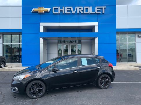 Used 2016 Kia Forte EX FWD image 1