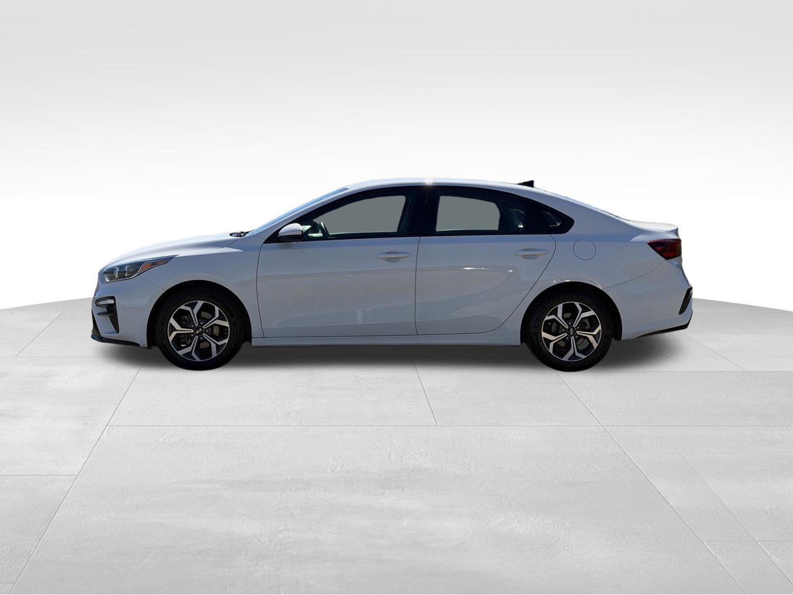 Used 2019 Kia Forte LXS FWD image 5