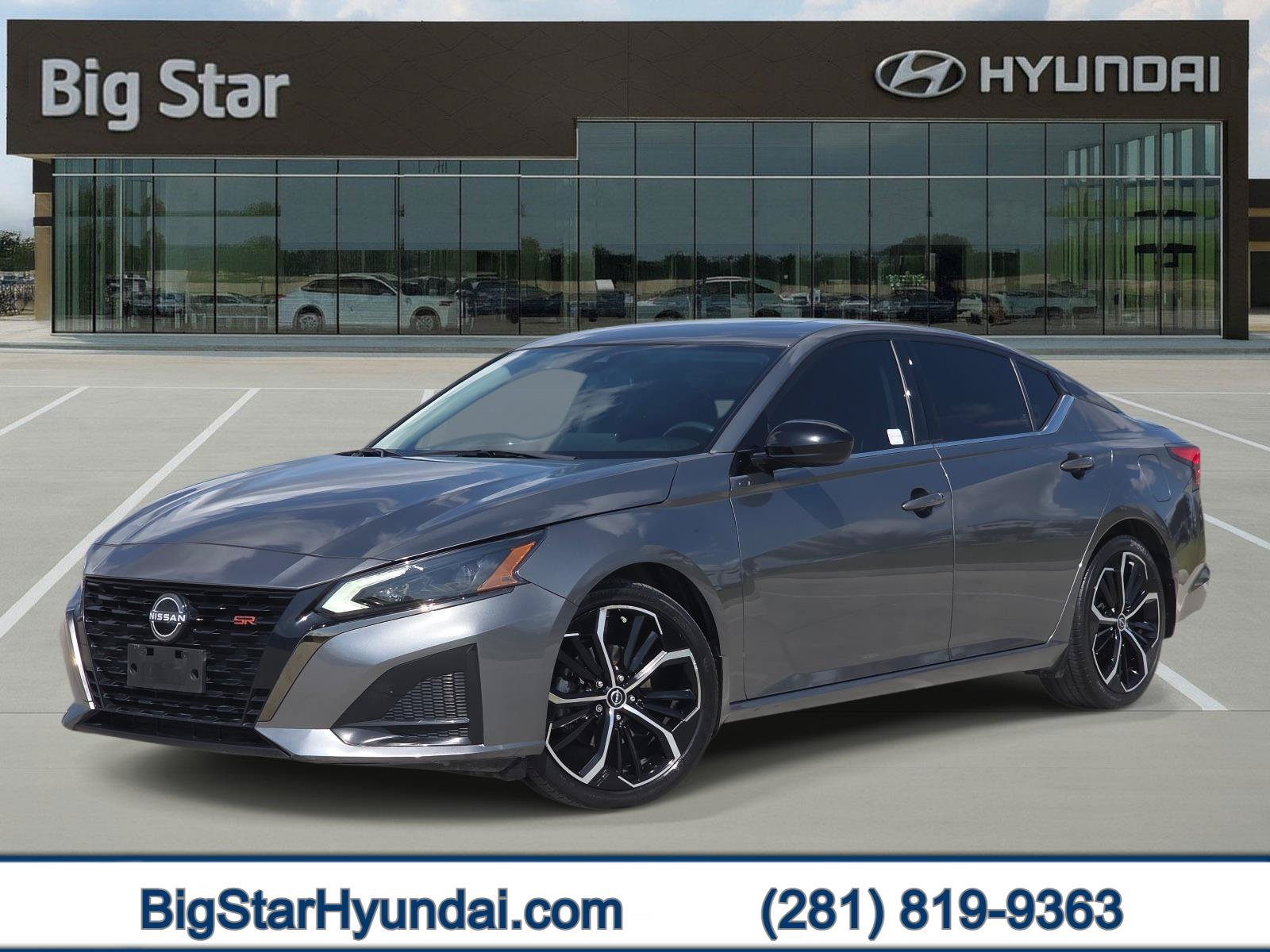Used 2023 Nissan Altima 2.5 SR w/ SR Premium Package FWD image 1