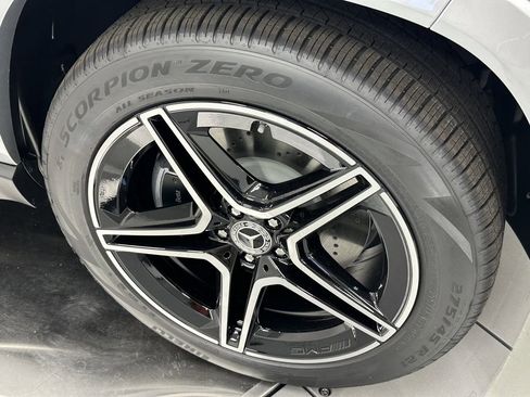 New 2026 Mercedes-Benz GLS 450 4MATIC image 13