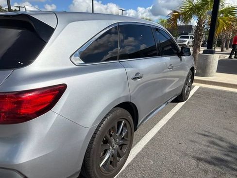 Used 2020 Acura MDX SH-AWD image 12