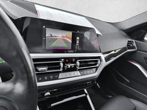 Used 2021 BMW 330i xDrive Sedan w/ Convenience Package image 16