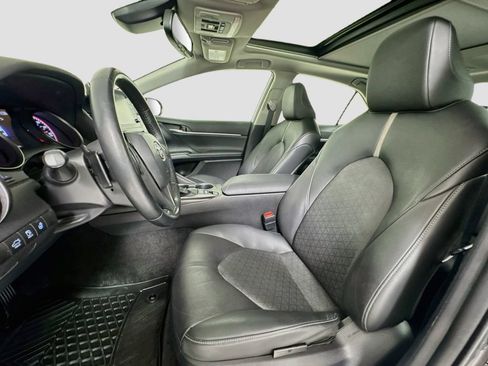 Used 2022 Toyota Camry XSE AWD/4WD image 11