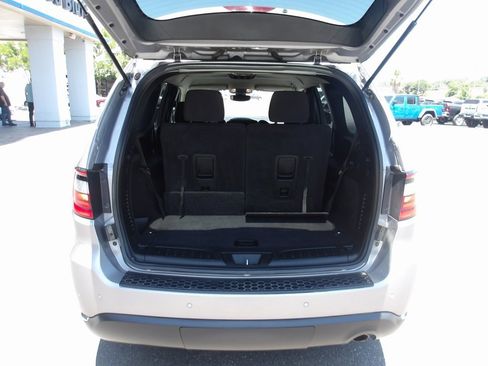 Used 2019 Dodge Durango SXT image 8