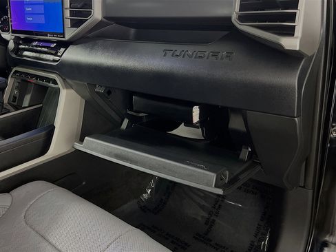 Used 2022 Toyota Tundra SR5 image 34