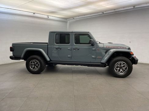New 2026 Jeep Gladiator Rubicon image 2