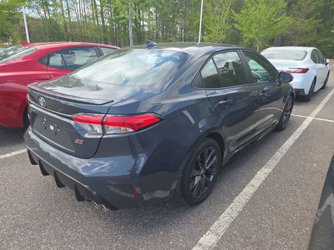 Used 2026 Toyota Corolla SE image 3