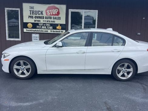 Used 2015 BMW 328i xDrive Sedan AWD/4WD image 2
