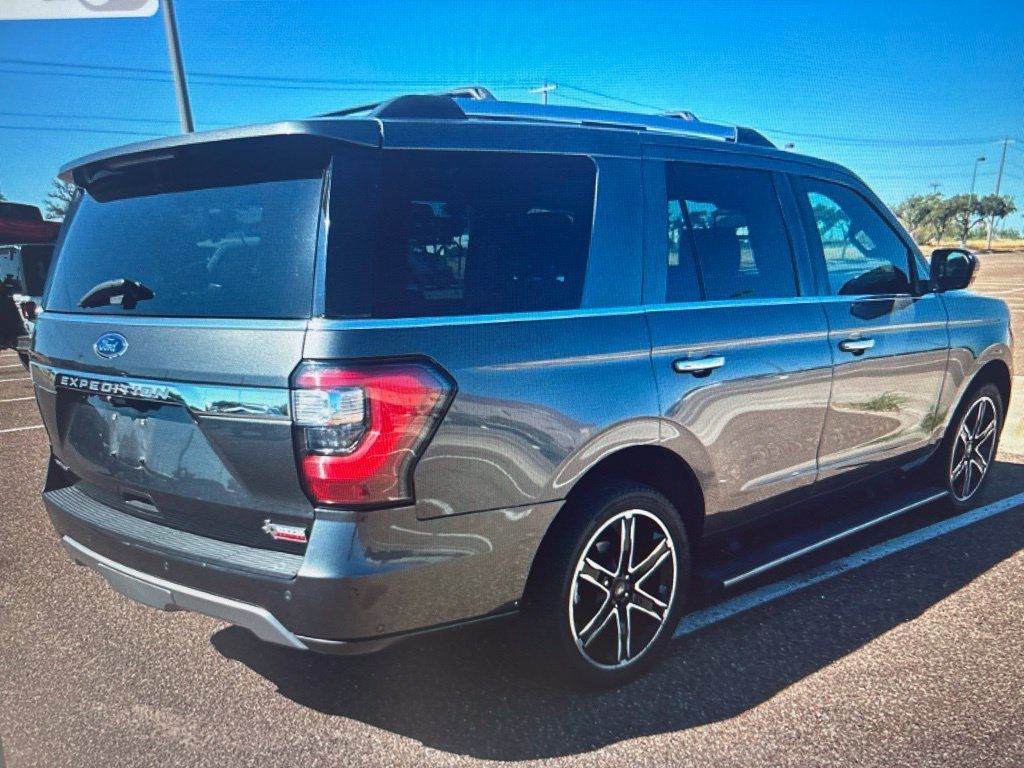 Used 2019 Ford Expedition Limited w/ Texas Edition Package RWD image 3