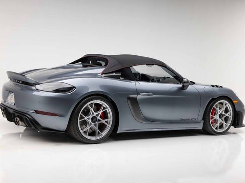 Used 2024 Porsche 718 Boxster Spyder RS RWD image 39