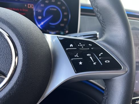 New 2026 Mercedes-Benz EQE 320 4MATIC SUV image 27