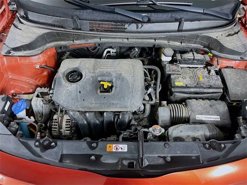 Used 2023 Kia Soul LX w/ LX Technology Package image 25