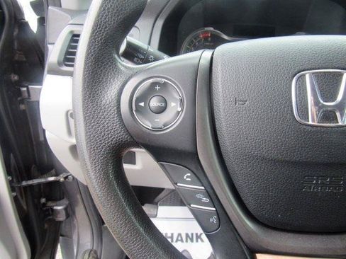 Used 2016 Honda Pilot LX image 24
