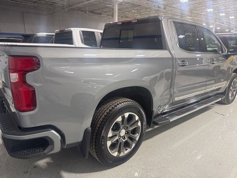Used 2023 Chevrolet Silverado 1500 High Country w/ Z71 Off-Road Package image 4