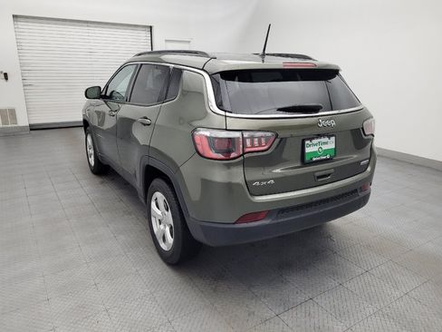 Used 2018 Jeep Compass Latitude w/ Cold Weather Group AWD/4WD image 5