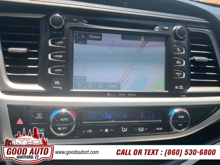 Used 2017 Toyota Highlander Limited Platinum AWD/4WD image 21
