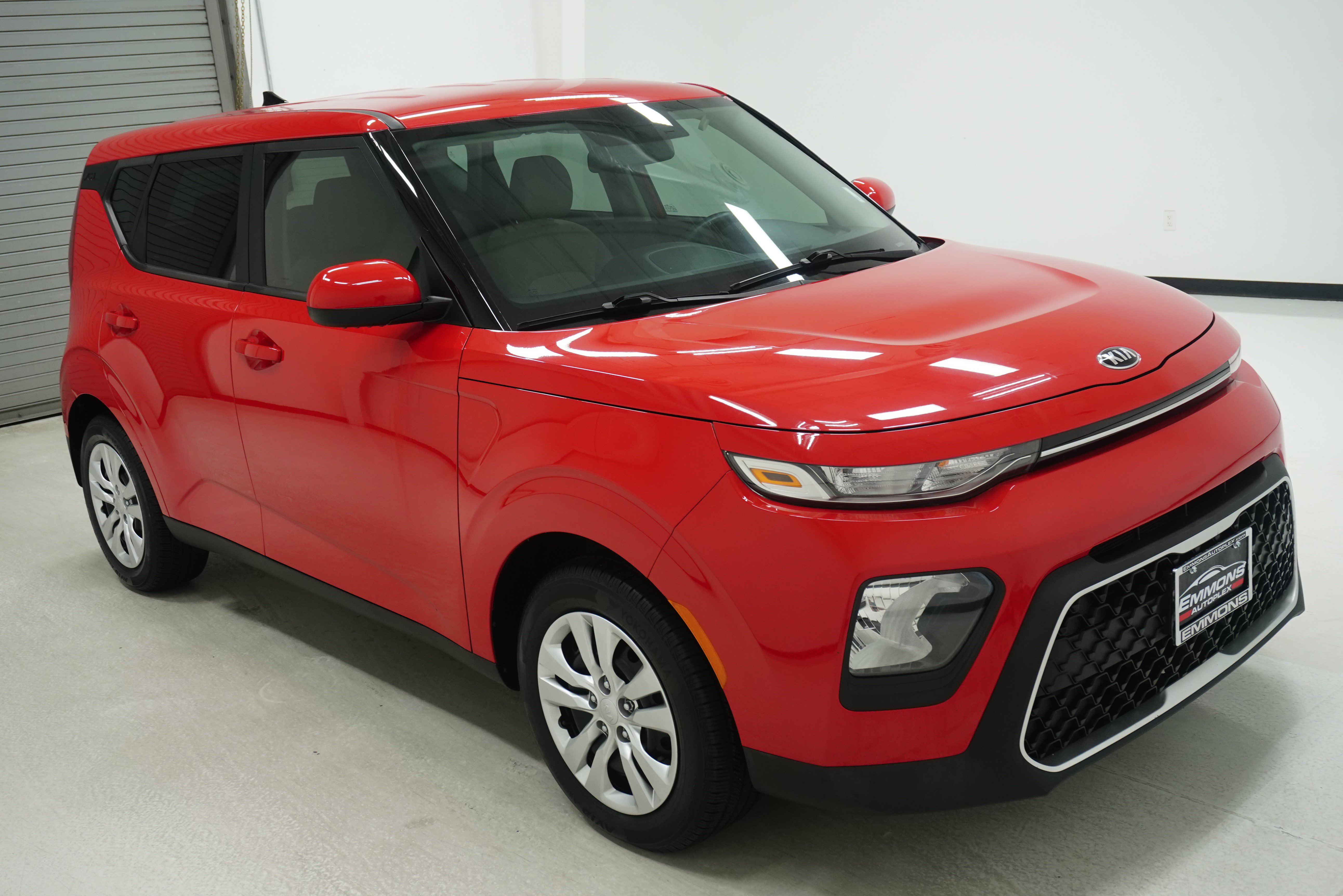 Used 2020 Kia Soul LX FWD image 3