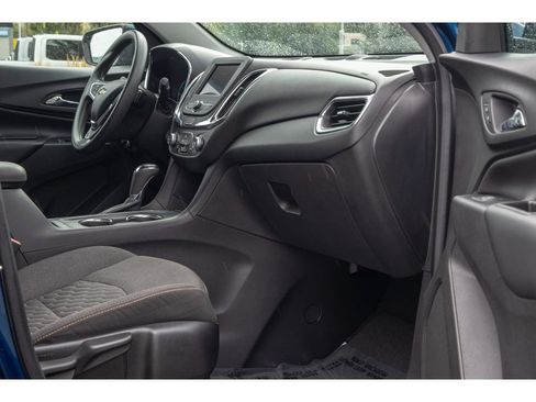 Used 2020 Chevrolet Equinox LT AWD/4WD image 10