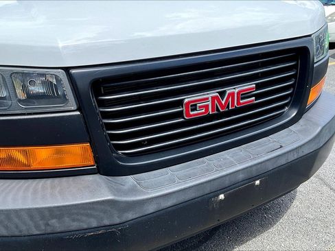 Used 2020 GMC Savana 2500 w/ Driver Convenience Package RWD image 24