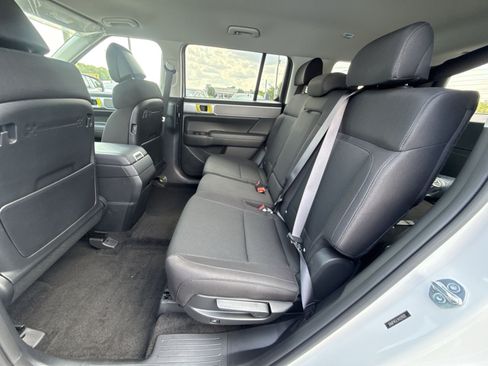 New 2027 Hyundai Santa Fe SE FWD image 25