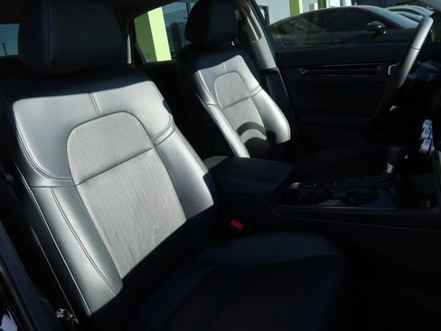 Used 2022 Honda Civic Touring image 26