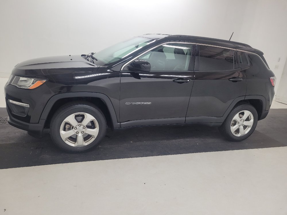Used 2018 Jeep Compass Latitude AWD/4WD image 2