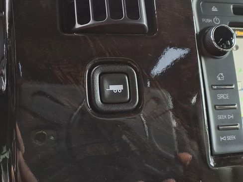 Used 2020 GMC Savana 2500 w/ Enhanced Convenience Package image 14