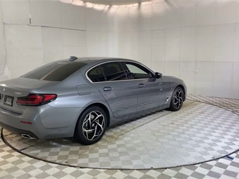 Used 2023 BMW 530i 530i w/ Premium Package image 8