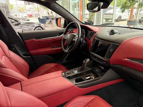 Used 2023 Maserati Levante Modena S AWD/4WD image 28