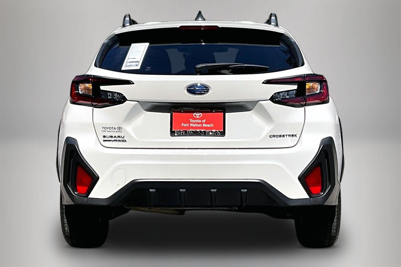 Used 2025 Subaru Crosstrek 2.5i Premium AWD/4WD image 6