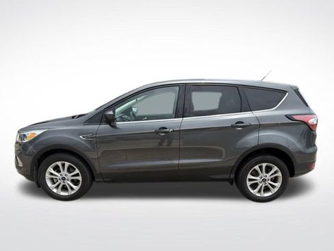 Used 2017 Ford Escape SE FWD image 5