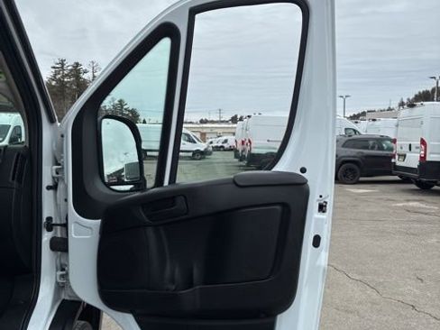 Used 2023 RAM ProMaster 3500 w/ Driver Convenience Group FWD image 18