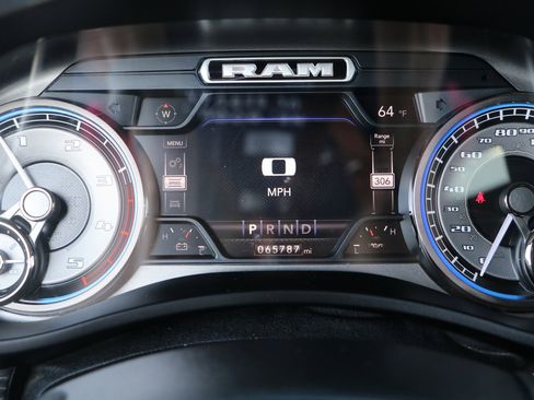 Used 2019 RAM 2500 Limited AWD/4WD image 20