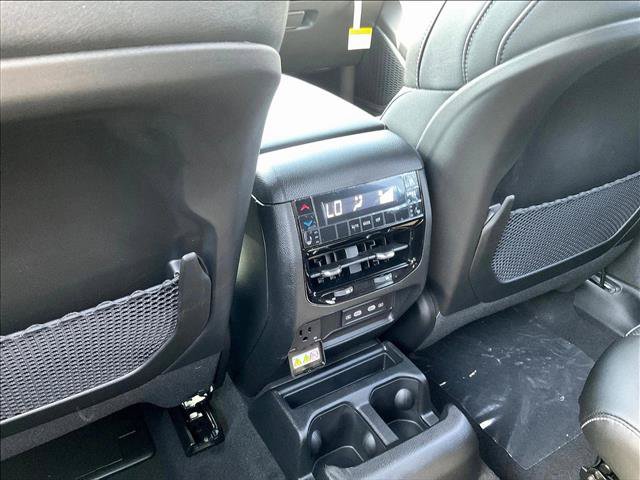 New 2026 Jeep Grand Cherokee L Limited AWD/4WD image 18