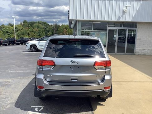 Certified 2020 Jeep Grand Cherokee Laredo image 5