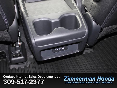 New 2026 Honda Odyssey Touring image 13