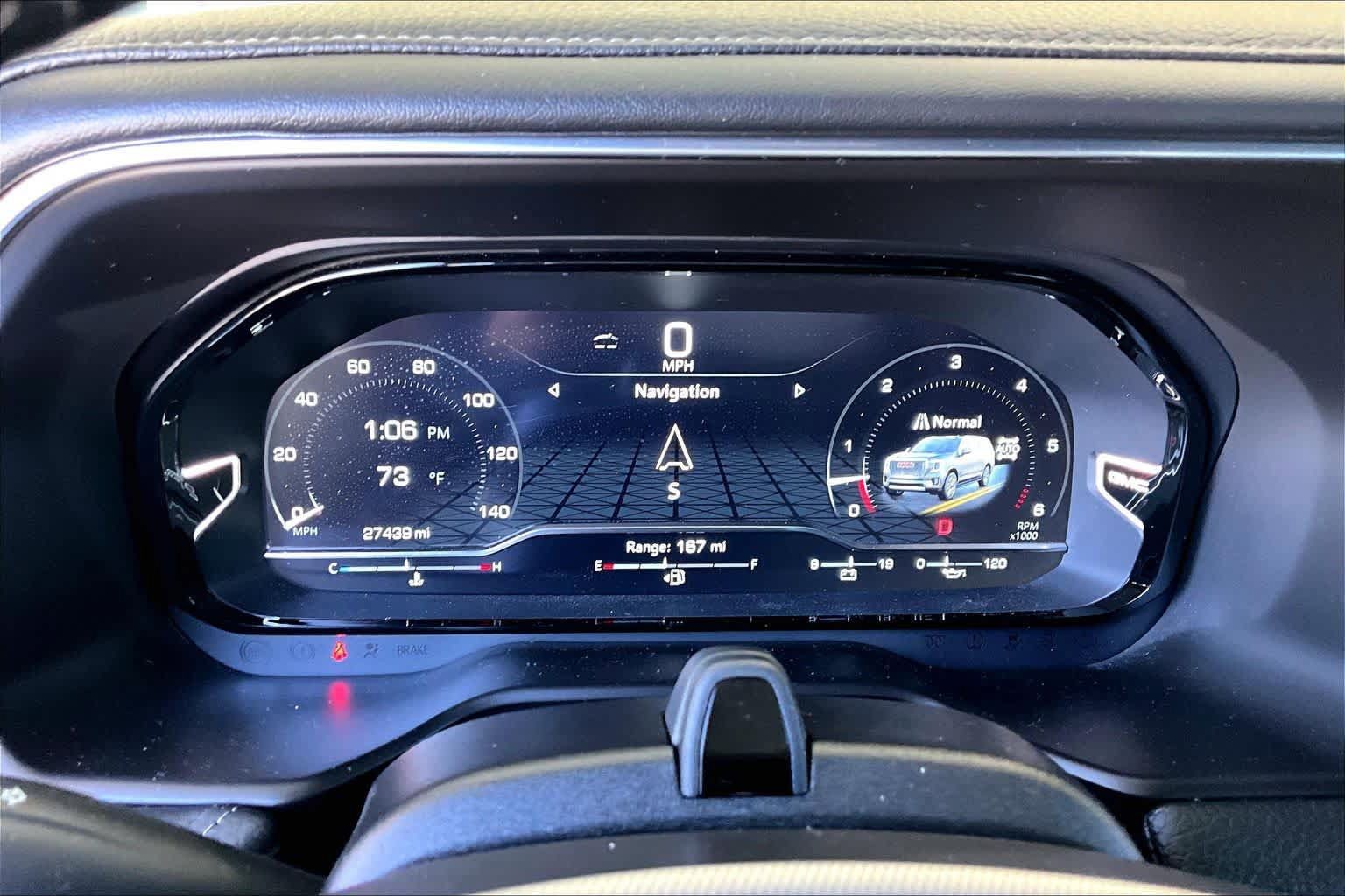 Used 2024 GMC Yukon Denali w/ Advanced Technology Package AWD/4WD image 26