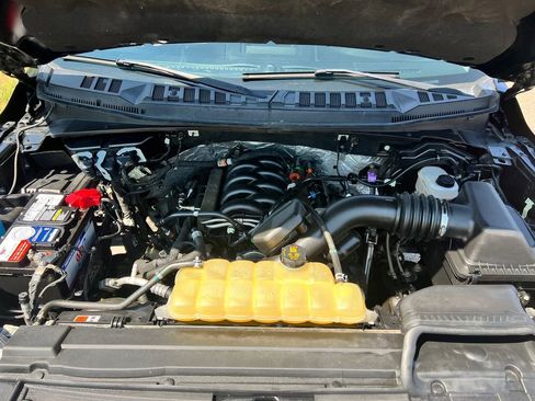 Used 2018 Ford F150 XLT w/ Equipment Group 302A Luxury image 10