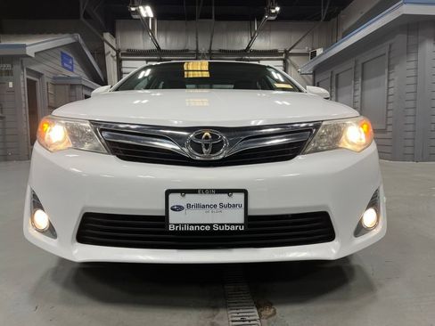 Used 2012 Toyota Camry XLE FWD image 2