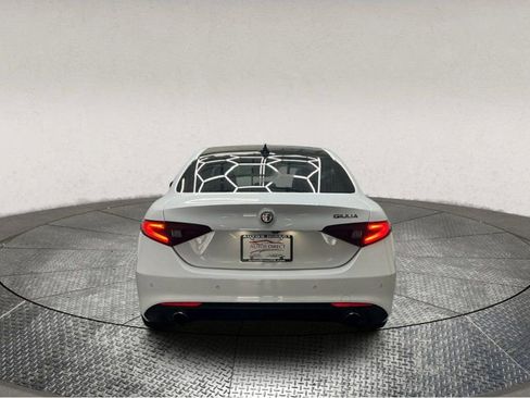 Used 2020 Alfa Romeo Giulia Ti w/ Active Blind Spot Package image 6