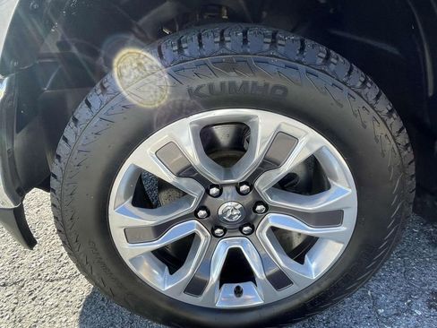 Used 2024 RAM 1500 Limited image 9