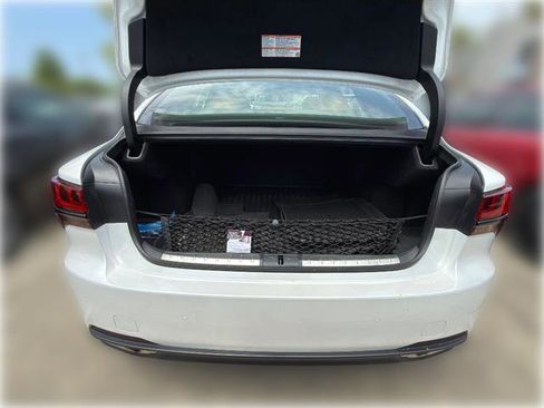 Used 2024 Lexus LS 500 w/ Interior Upgrade Package RWD image 6