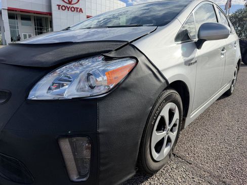 Used 2014 Toyota Prius Two FWD image 10