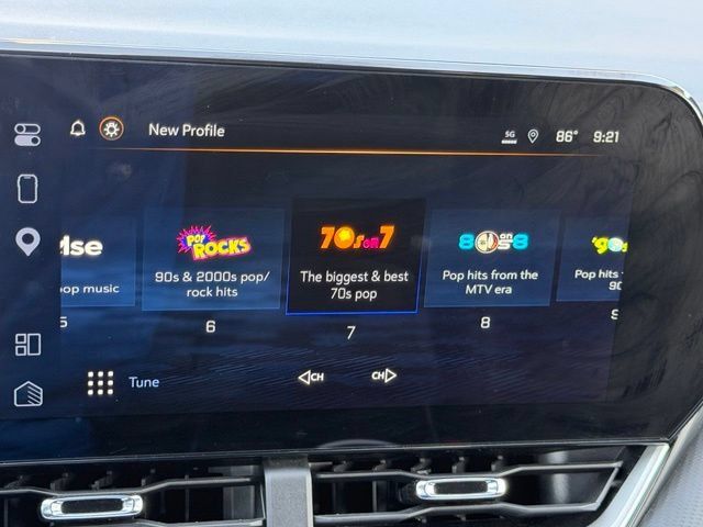 Used 2025 Chevrolet Equinox LT w/ Convenience Package II FWD image 26